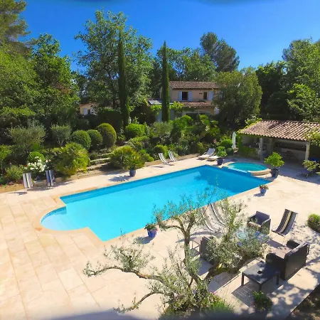 Le Marijas Bed & Breakfast Les Michels